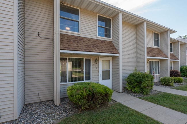 Photo - 619 Burton Ln