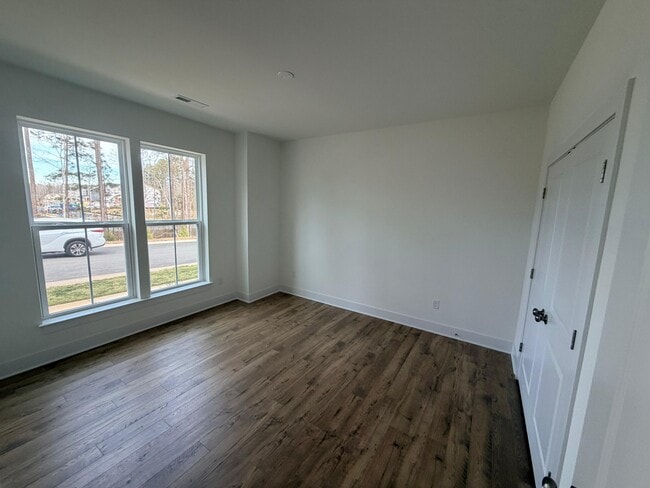 Photo - 15307 Sunray Aly