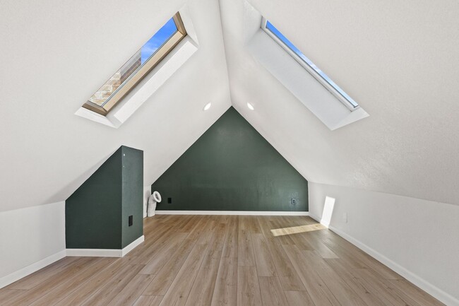 Photo - Modern 1-Bedroom Loft in Bay View – Update...