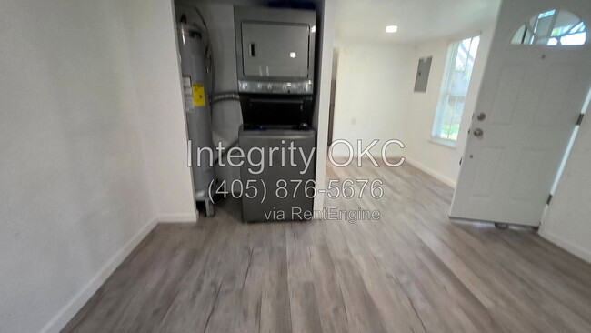 Photo - 306 E Hughbert St Unit Apartment A