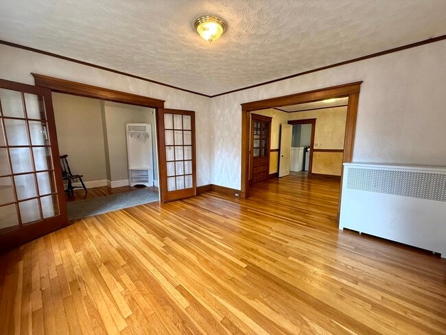 Building Photo - 206 School St Rental