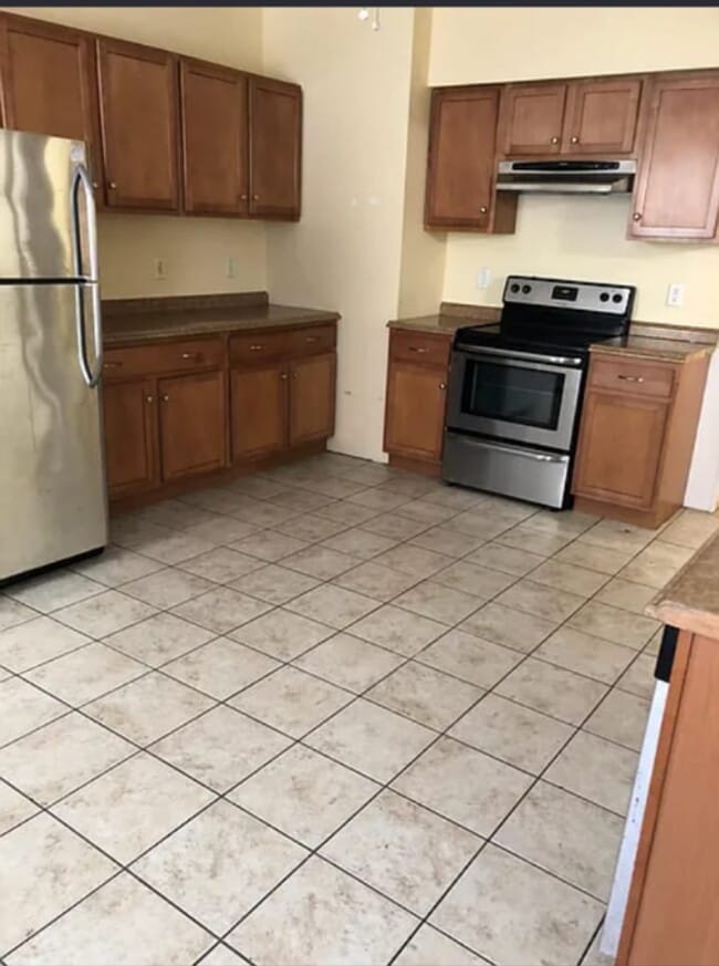 Photo - 75 W Park Pl