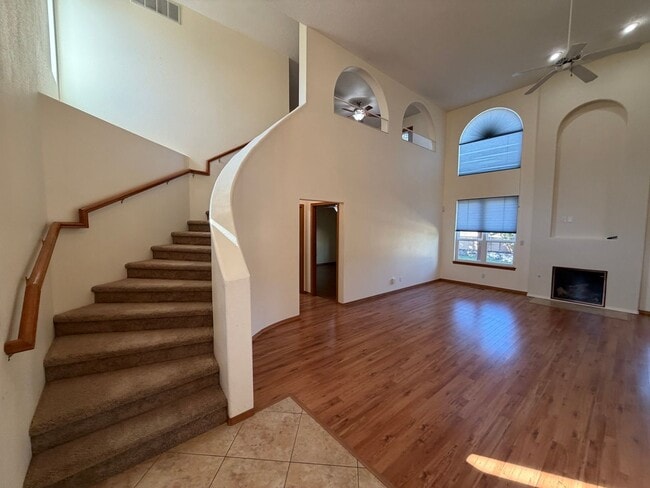 Photo - 9600 Allande Rd NE