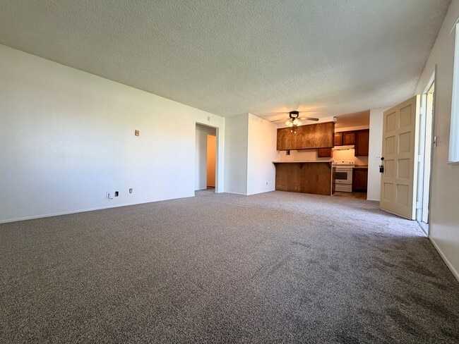 Building Photo - Charming 2-Bedroom Near the Harbor & Beach – Port Hueneme