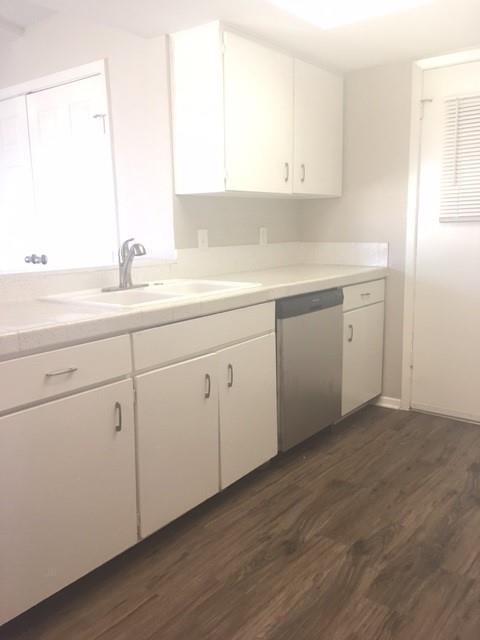 Photo - 853 Lexington Dr