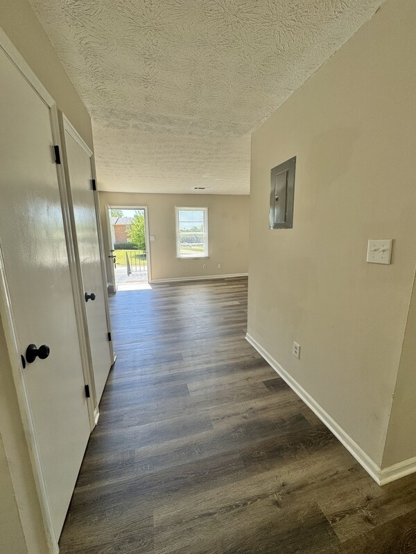 Photo - 117 Appleton Blvd