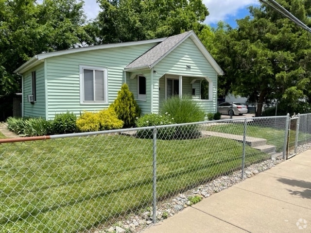Building Photo - 3412 Ibsen Ave Rental