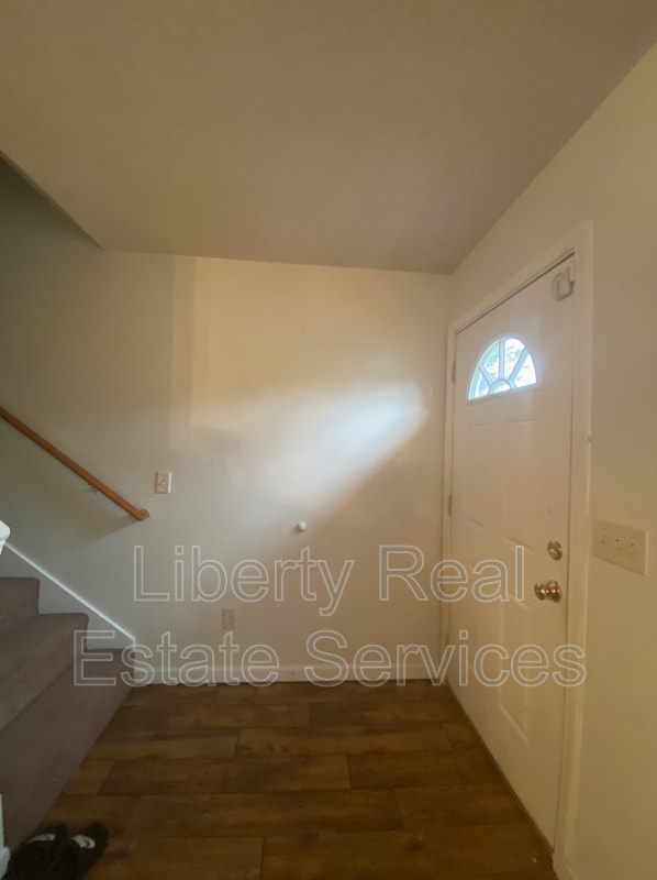 Photo - 1100 Pineland Ave Unit Apt 8D
