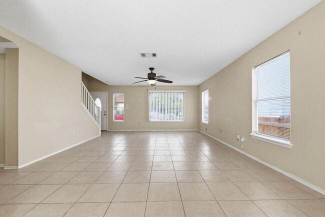 Photo - 1109 Bradbury Ln