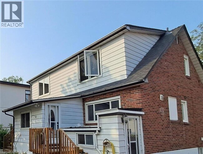 Photo - 248 Felan Ave