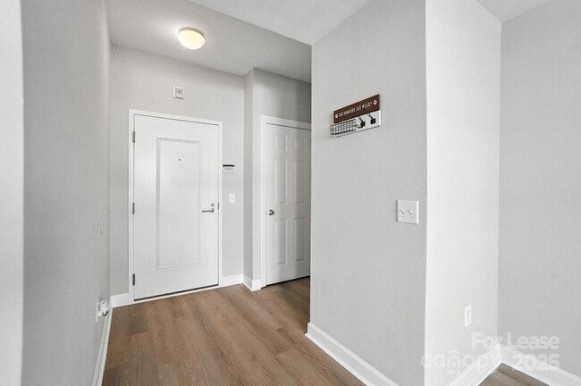 Photo - 718 W Trade St Unit 302