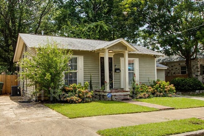 Photo - 1401 Linden Ave