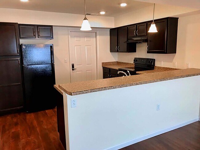 Photo - Whitehouse Square Townhomes