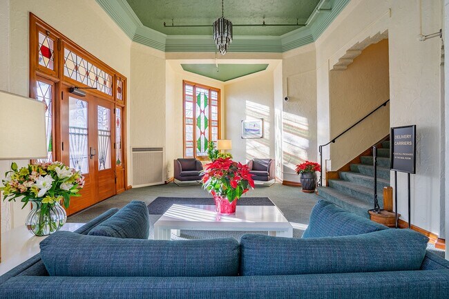 Photo - Franconia Apartments