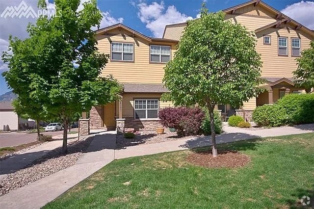 Building Photo - 2083 St Claire Park Aly Rental
