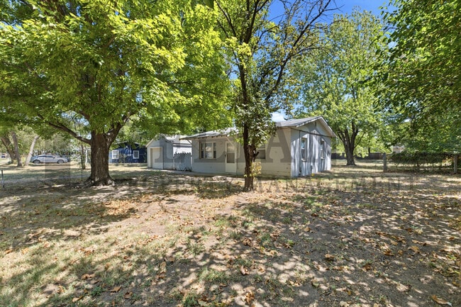 Photo - 826 N Elder St