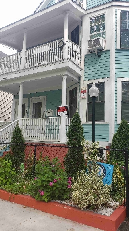 Photo - 753 Winchester Ave