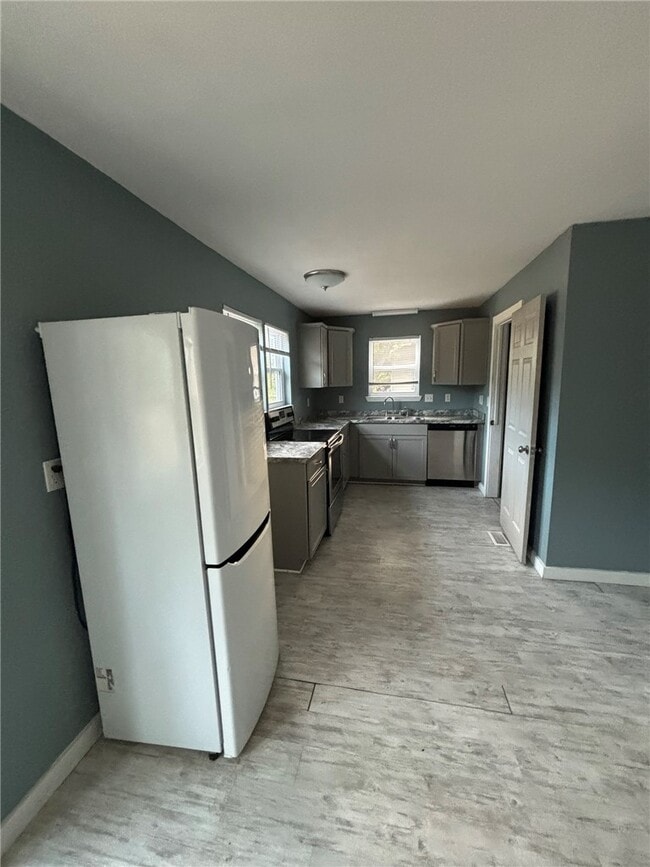 Photo - 203 SE 7th St