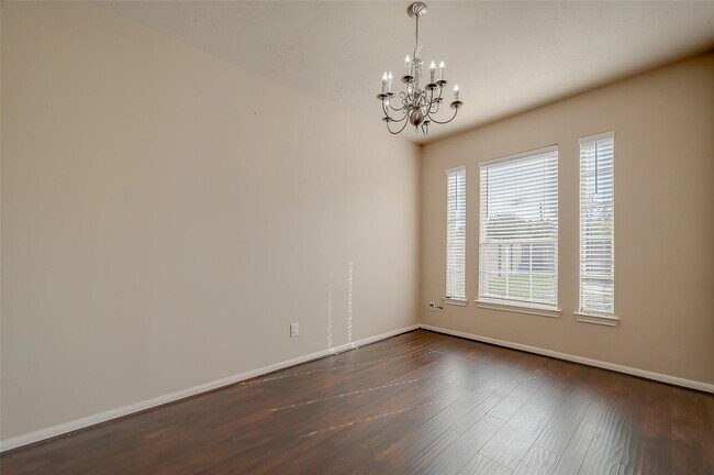 Photo - 6302 Wellness Landing Ln