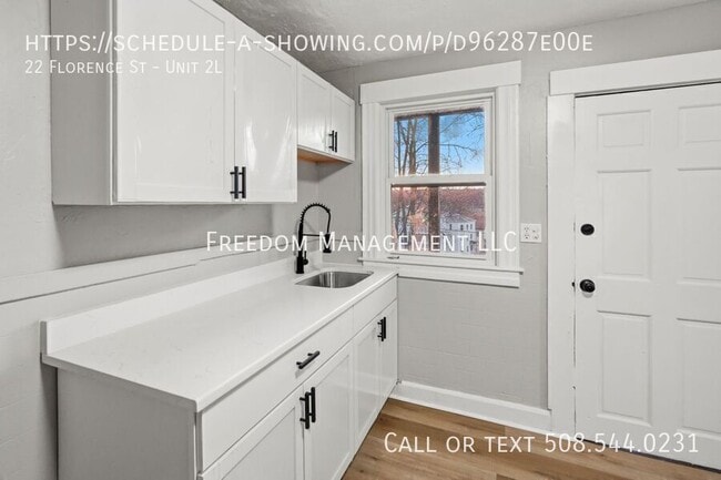 Photo - 22 Florence St Unit 2L