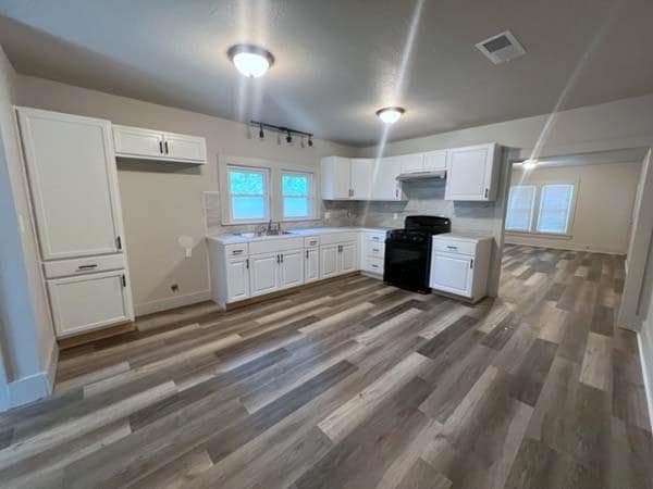 Photo - 806 N Gaines St