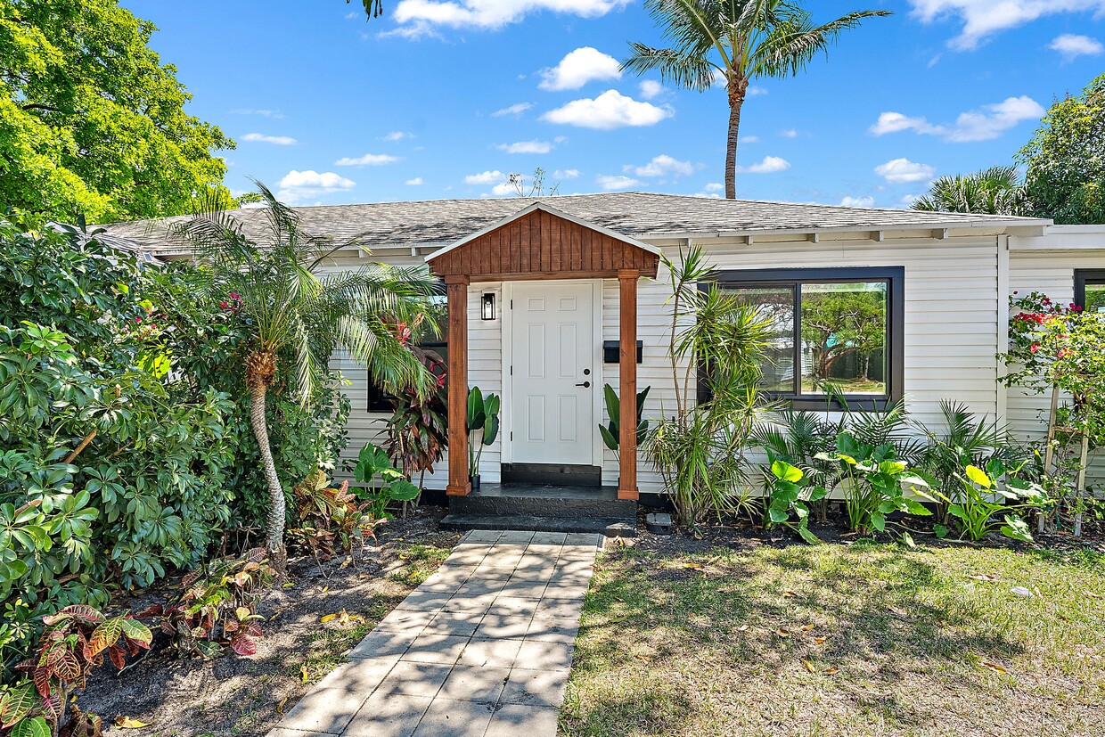 Photo - 5002 Webster Ave (West Palm Beach, FL)