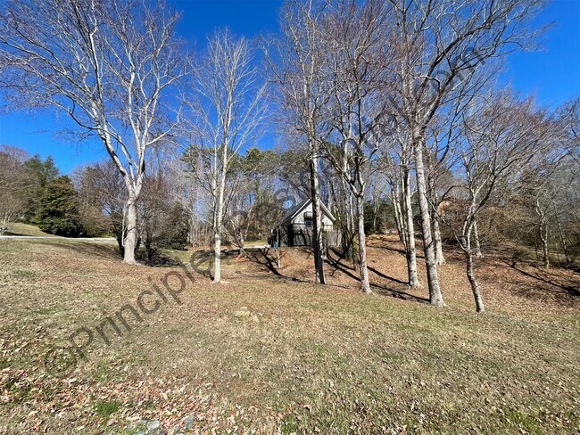 Beautiful home with view of Lake Hickory! - Beautiful home with view of Lake Hickory!
