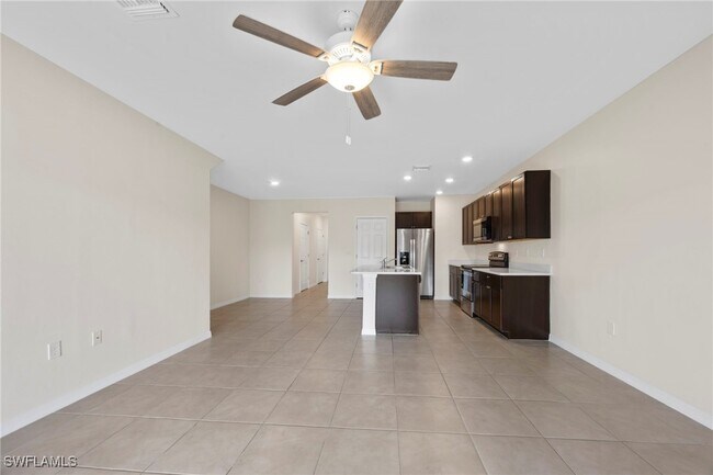 Photo - 15484 Wildflower Cir