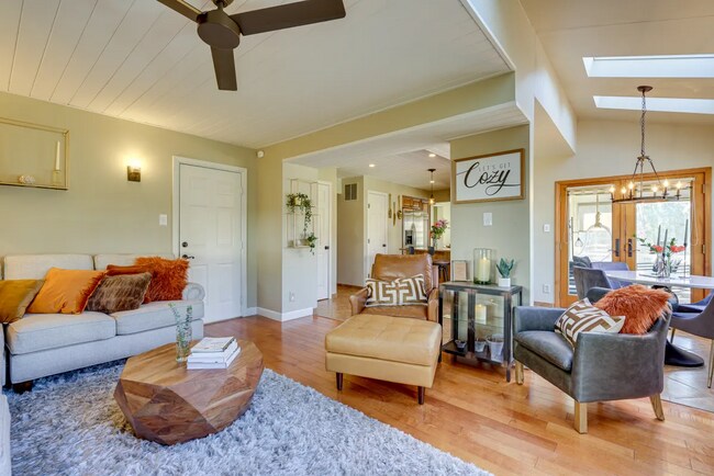 Photo - Comfortable Furnished Lumberton Home for Monthly & Long-Term Stays