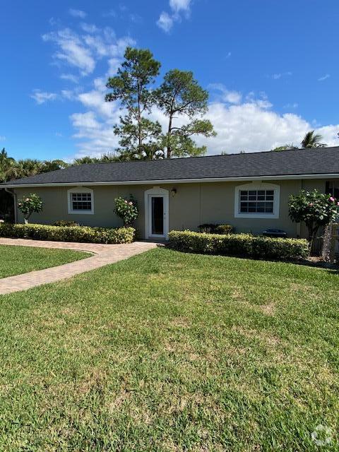 Building Photo - 8732 Yearling Dr Rental