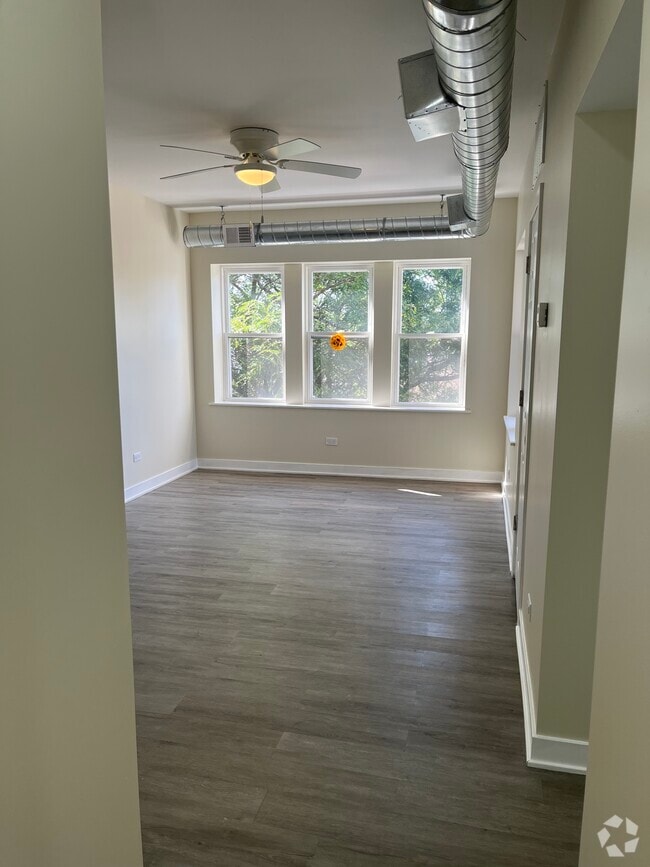 Building Photo - Winchester Suites Rental