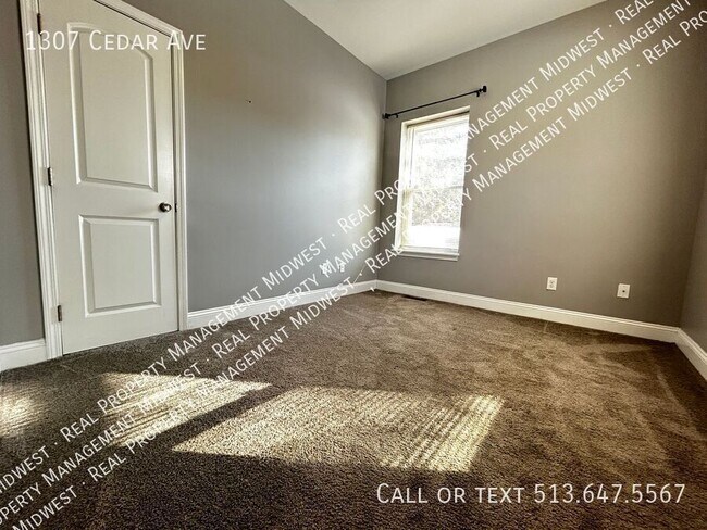 Photo - 1307 Cedar Ave
