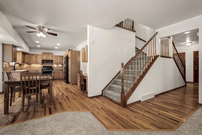 8450 Melross Ct