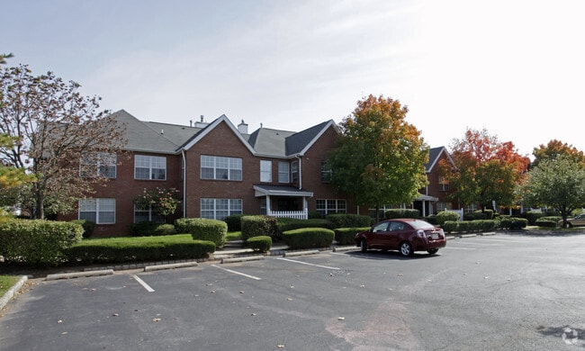 New Center Greens Garden Apartments - New Center Greens Garden Apartments