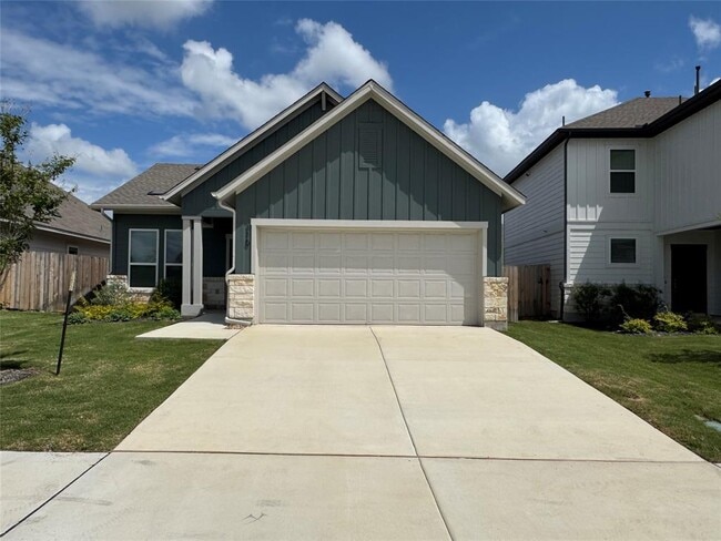 Building Photo - 116 Corn Ln