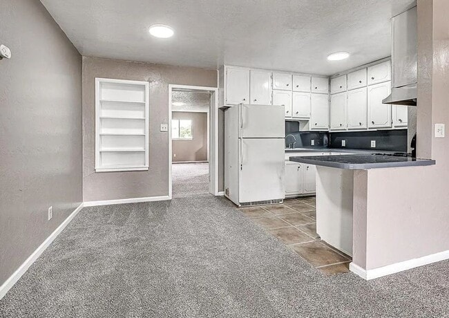 Photo - 3-Bedroom Available!
