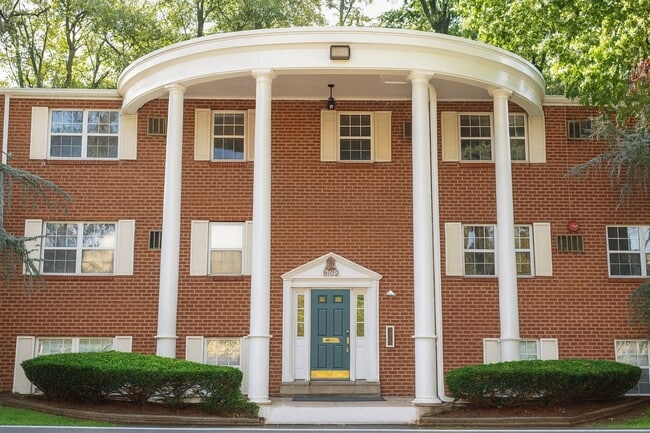 Parkside Manor