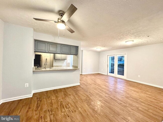 Photo - 12201 St Peter Ct Unidad D