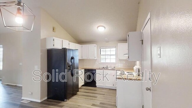 Photo - 6570 Montarbor Dr