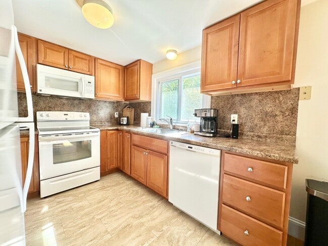 Photo - 10 Roulston Rd