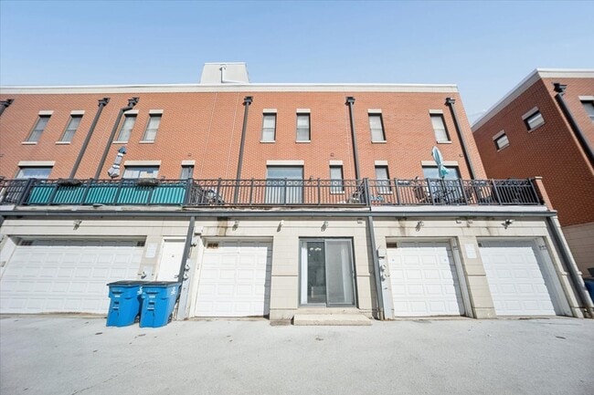 Photo - 943 W College Pkwy Unit 0