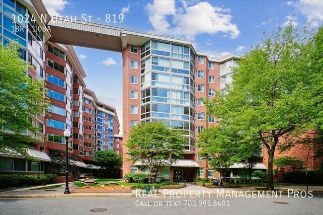 Building Photo - 1024 N Utah St Unit 819