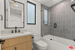 Photo - 4825 Satsuma Ave