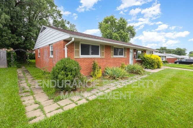 Photo - 455 Rockford Dr