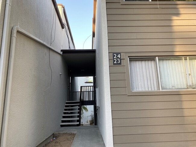 Building Photo - 4545 Collwood Blvd Unit 24