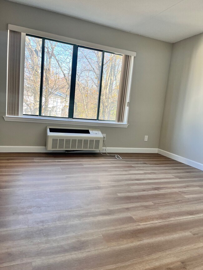 Photo - 171 Wellington Ct Unit 3D