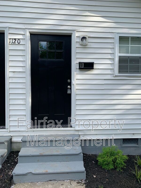 1120 Elmo St Unidad B