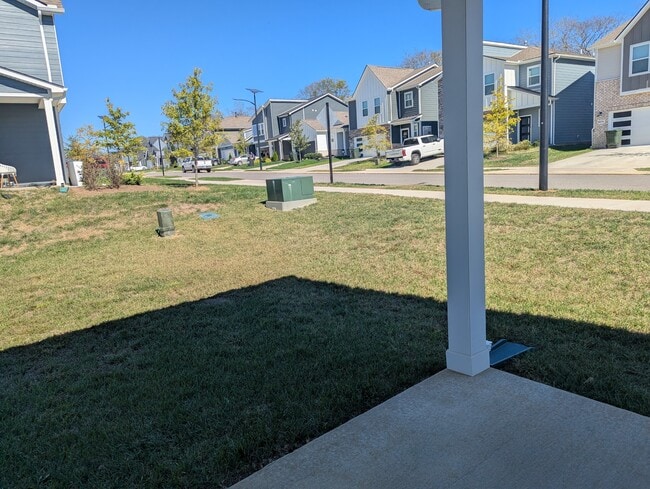 Photo - 1017 Midpoint Ln