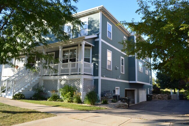 Photo - 3064 Triumph Dr Unidad 2