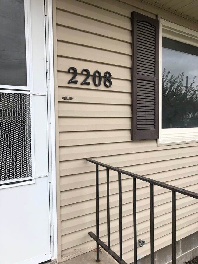 Photo - 2208 Chanticleer St
